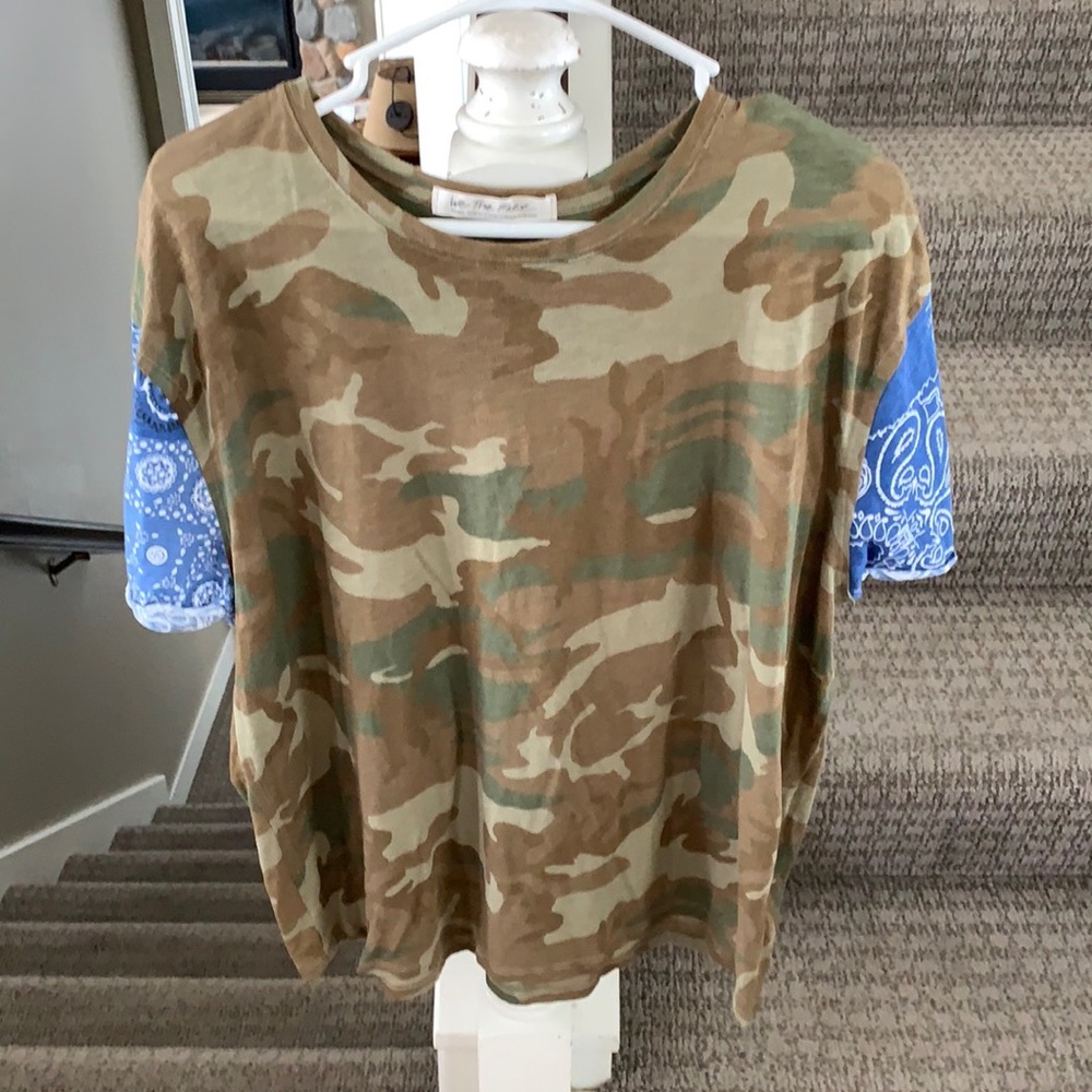 Free people t-shirt